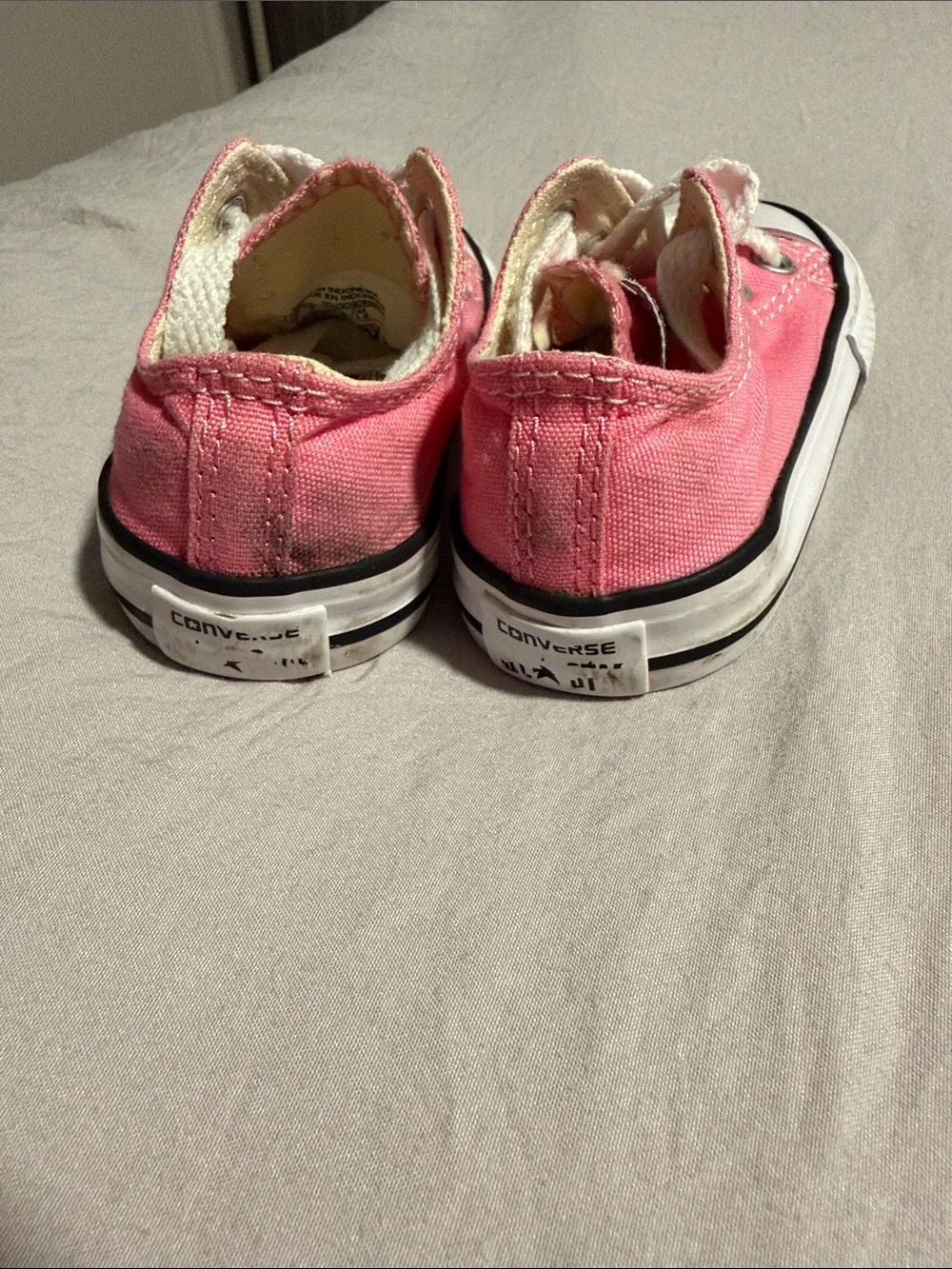 Converse Kids Pink Low-Top Canvas Sneakers with White Laces